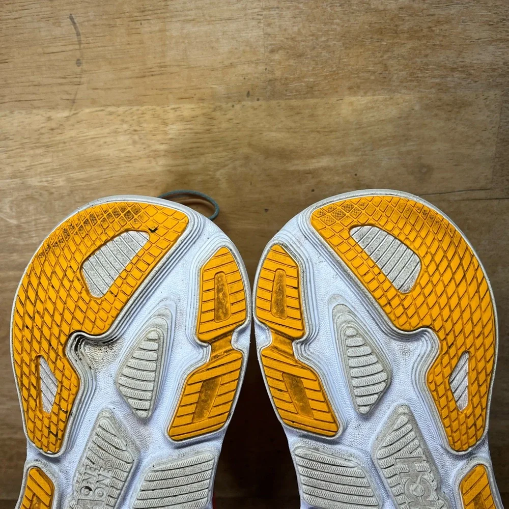 Hoka One One Bondi 7 CUSHIONED Womens Size 9 Running Shoes Sneakers Coral - Picture 9 of 12